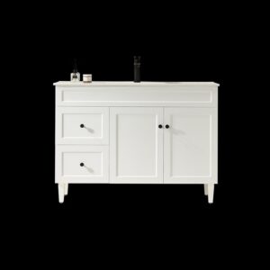 Ceto Harrington Cabinet on Legs - Matte White