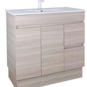 Oak vanity 900mm with kickboard