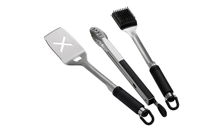 Accessories to buy while building outdoor kitchen
